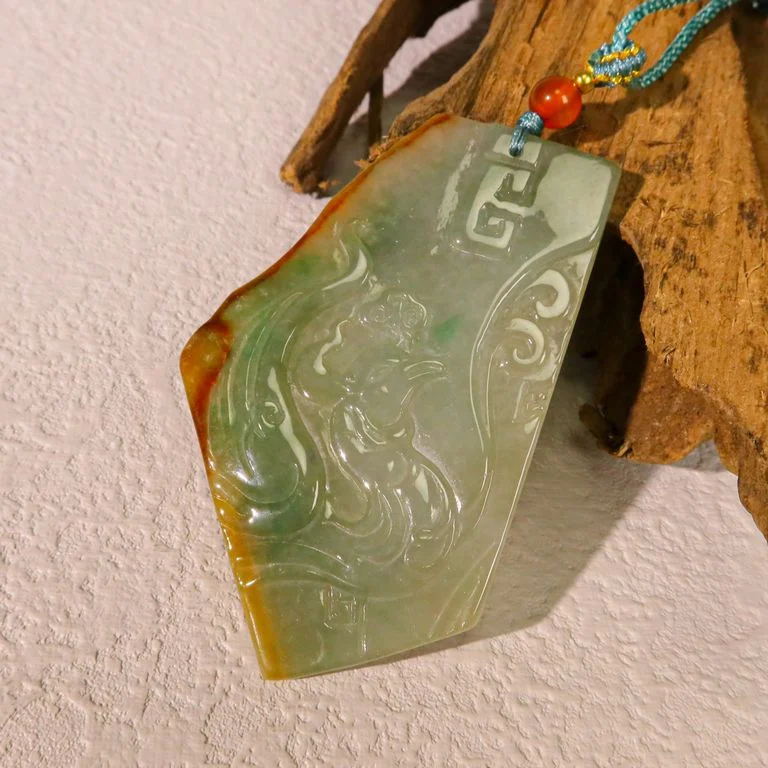 鳳舞九天連皮色翡翠吊飾掛件 (送龍門架)