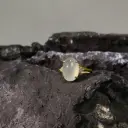 靈光白冰蛋面戒指