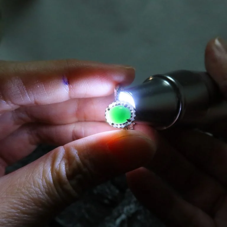 經典款高純度墨翠蛋面戒指(高質)