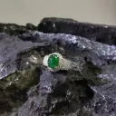 冰綠滿綠隋圓蛋面 [危地馬拉翡翠]